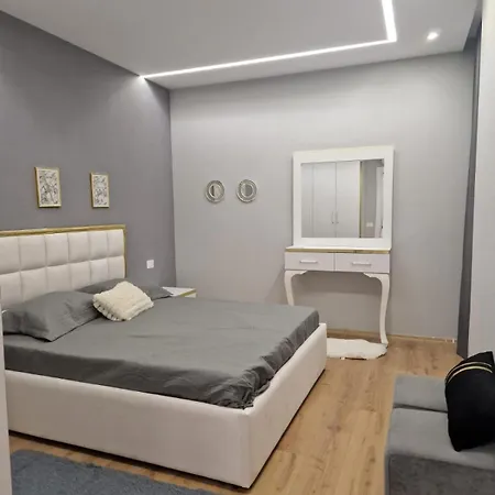 Daily Rent *